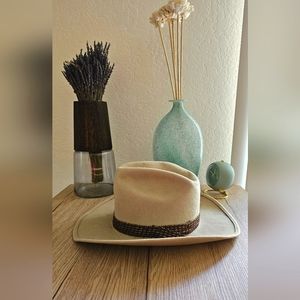 Western trails cowboy wool hat , 6 7/8